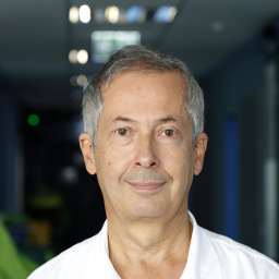 dr. Vezsenyi Károly portré