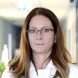 dr. Balogh Orsolya portré