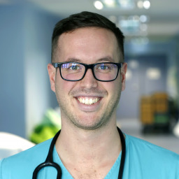 dr. Szabó Balázs portré