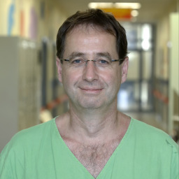 dr. Fontos Géza portré