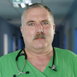 dr. Szőnyi Tibor portré