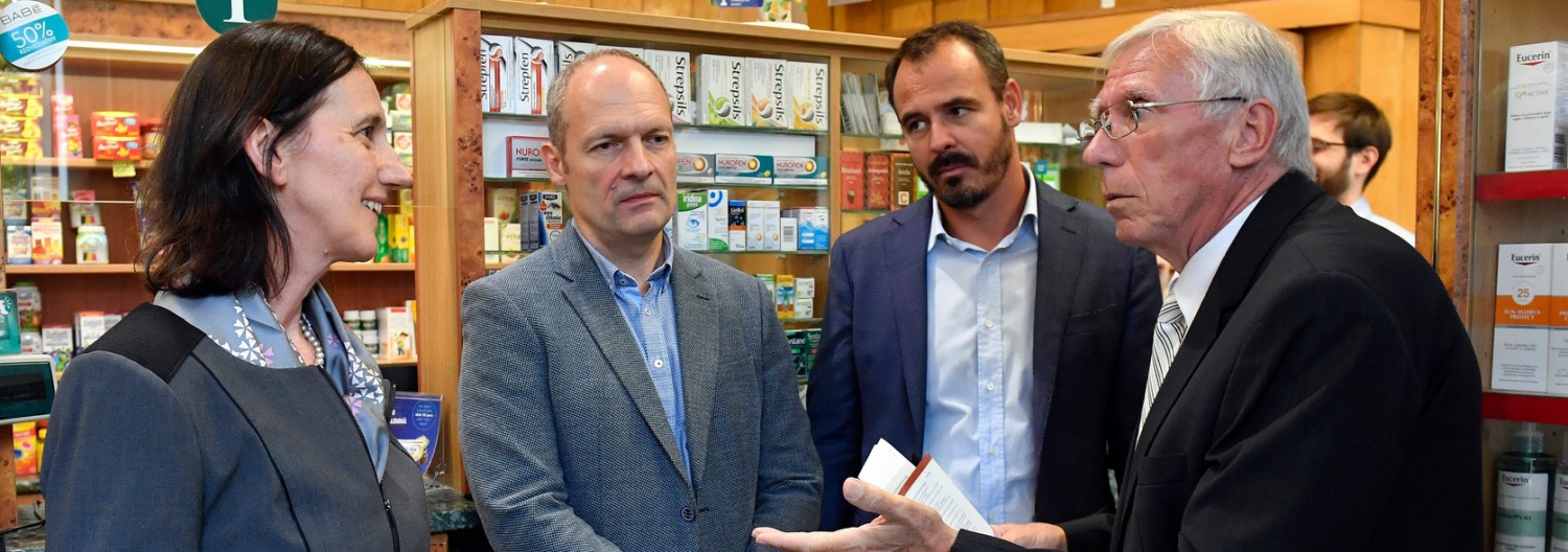 Az infarktusos betegek gyógyszerszedését segítő program csoportkép