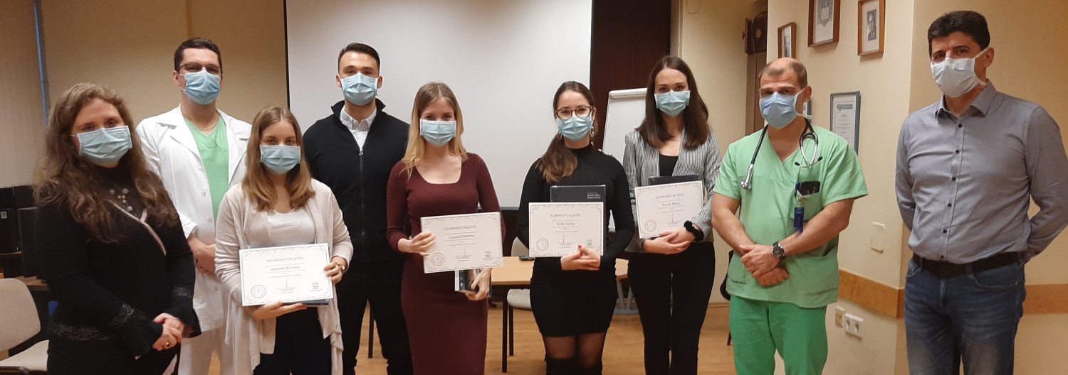 TDK halagtói csoportkép oklevéllel