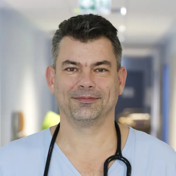 dr. Mácsai Előd portré