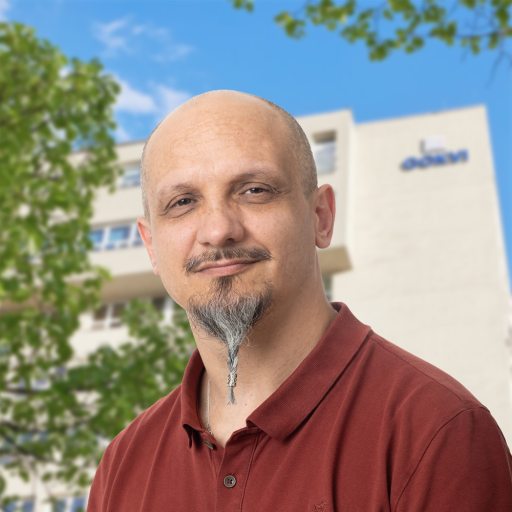 Dr_Szekely_Edgar.jpg