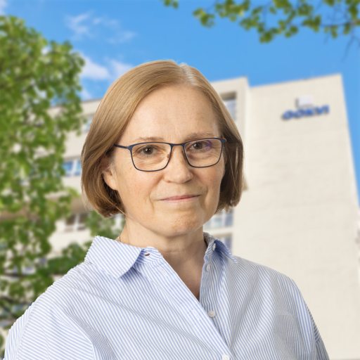 Dr_Szilard_Monika.jpg