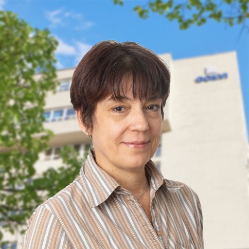 Szokene_Ila_Andrea.jpg